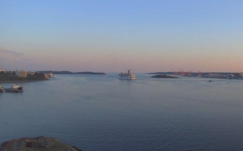 Halifax Harbour Entrance, Halifax, Nova Scotia Webcam / Camera