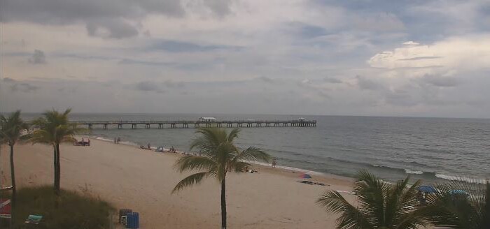 Ft. Lauderdale Beach & Pier, Ft. Lauderdale, Florida Webcam / Camera