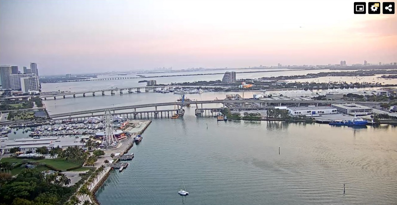 Port of Miami, Miami, Florida Webcam / Camera